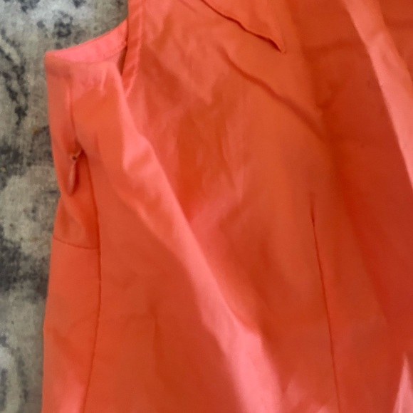 Sleeveless Ruffle Shirt - Picture 7 of 7